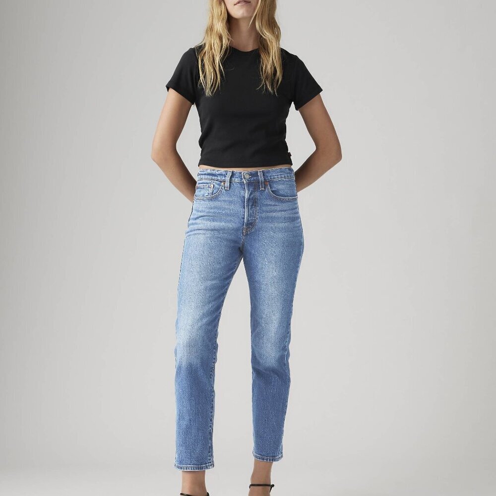 Levi's® Premium Wedgie Straight Ankle Women's Jeans. - Picture 1 of 9